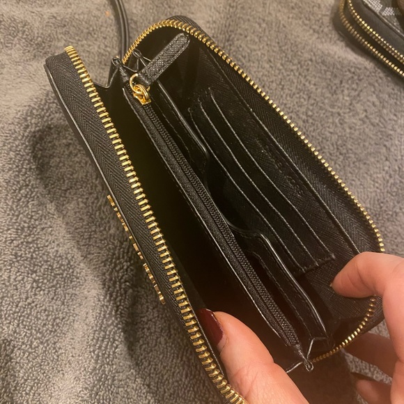 Michael Kors Wristlet - Picture 5 of 5